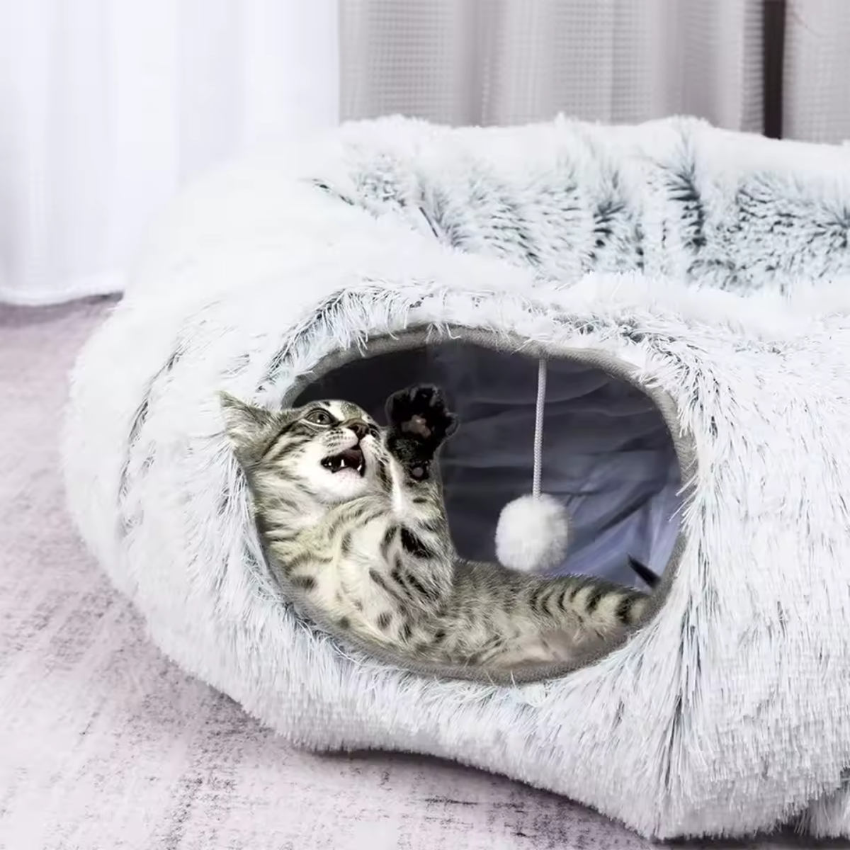 Katzenbett mit Tunnel interaktiv