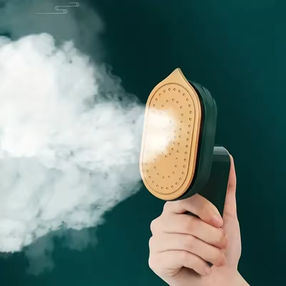 Kompaktes Dampf-Bügeleisen für unterwegs